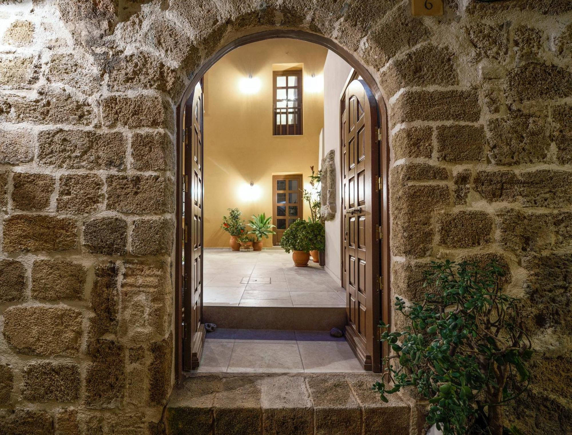 Spanish Knights Inn Rhodes City Exterior foto