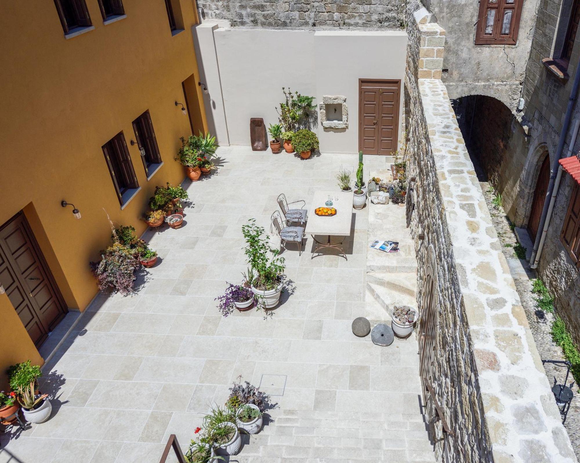 Spanish Knights Inn Rhodes City Exterior foto